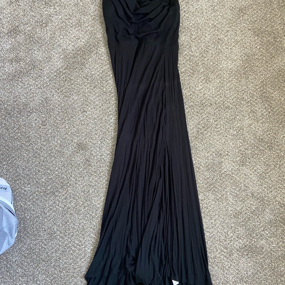 HALARA Black Maxi Dress